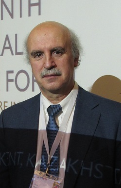 Олег Мироненко 
