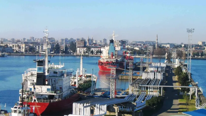 Морской нефтяной терминал в Батуми Морской нефтяной терминал в Батуми