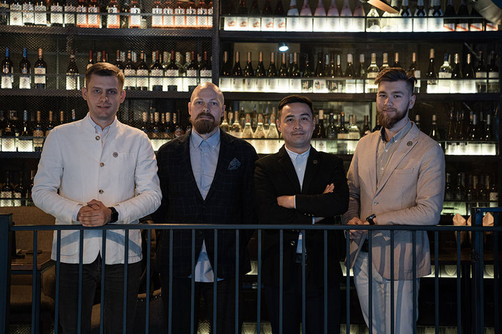 Антон Безверхов, Дмитрий Королёв, Елдос Алменкулов, Тимур Гильманов