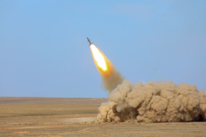 Запуск ракет на учениях «Боевое содружество-2019», полигон «Сарышаган» в Карагандинской области