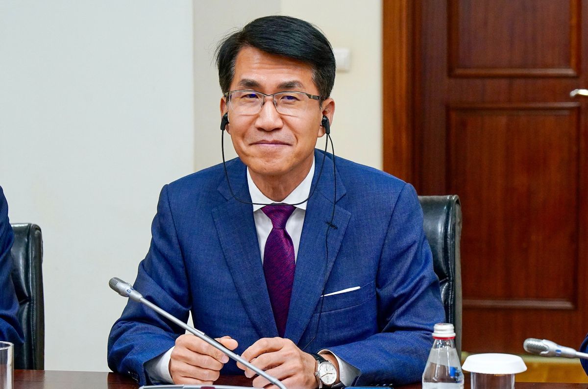 исполнительный вице-президент компании Hyundai Motor Group Ким Донг Вук