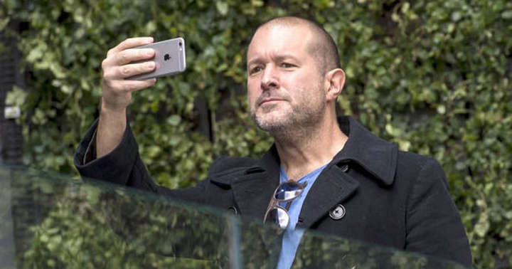 Джонатан Айв