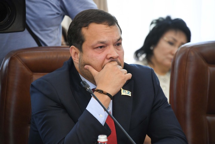 Константин Авершин