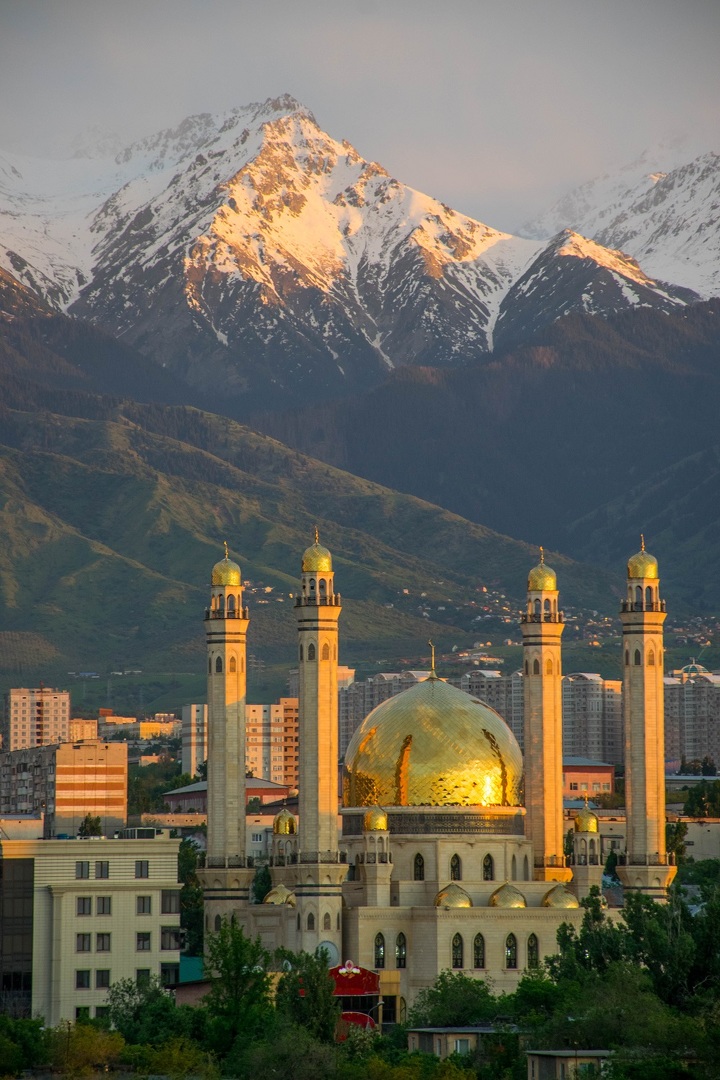 Toghrulkhan Project & Royal Design - Kazakhstan– www.tgpro.kz.
Project – The Regional Mosque.
Category – Public Service Architecture
Toghrulkhan Project & Royal Design - Kazakhstan– www.tgpro.kz.
Project – The Regional Mosque.
Category – Public Service Architecture