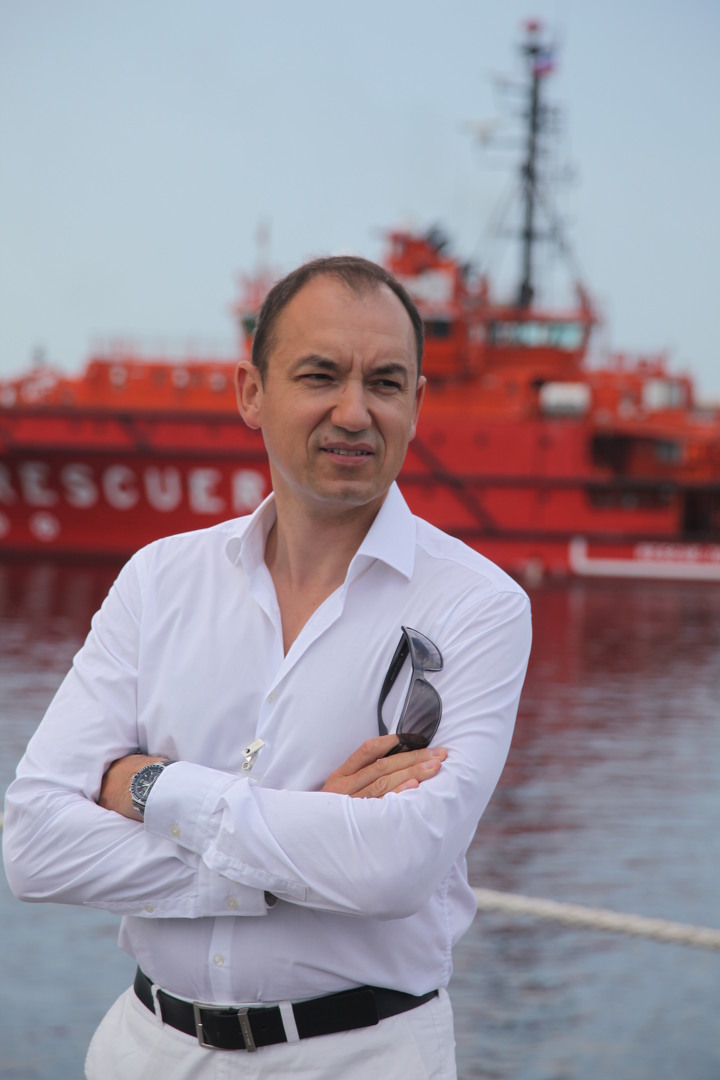 Андрей Захаров