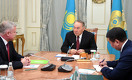К Назарбаеву приехал кандидат на пост генсека ОДКБ от Беларуси