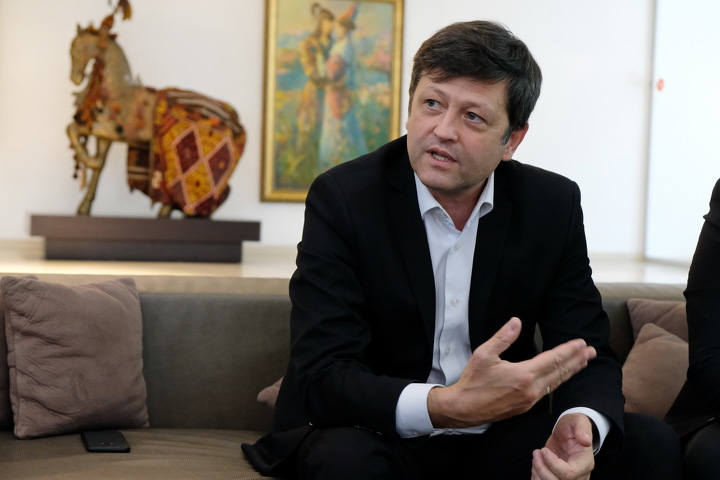 Сергей Кравченко Сергей Кравченко