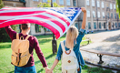 Как США зарабатывают на образовании миллиарды и почему могут их потерять