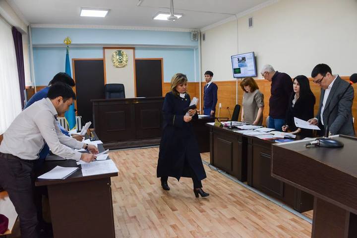 Судебный процесс по закрытию Ratel.kz в Медеуском районном суде Алматы