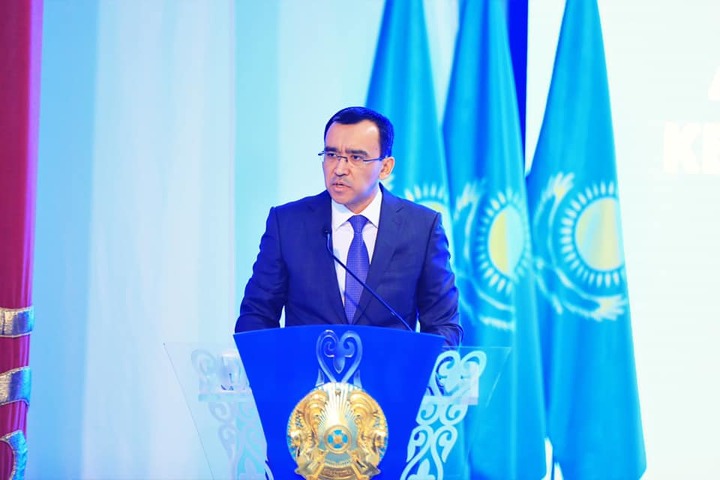 Маулен Ашимбаев Маулен Ашимбаев