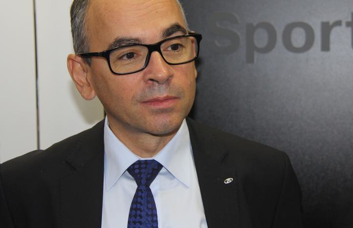 Ив Каракатзанис