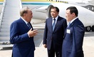 Назарбаев: Нет надобности ловить китов, можно обойтись уловом и креветок