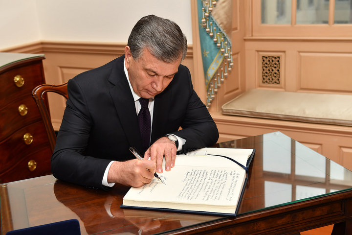 Шавкат Мирзиёев, президент Узбекистана