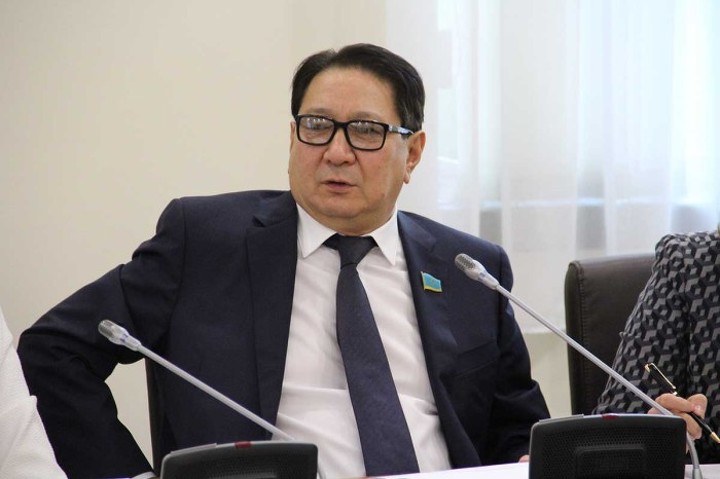 Аманжан Жамалов