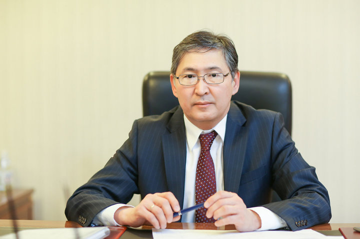 Ерлан Сагадиев Ерлан Сагадиев