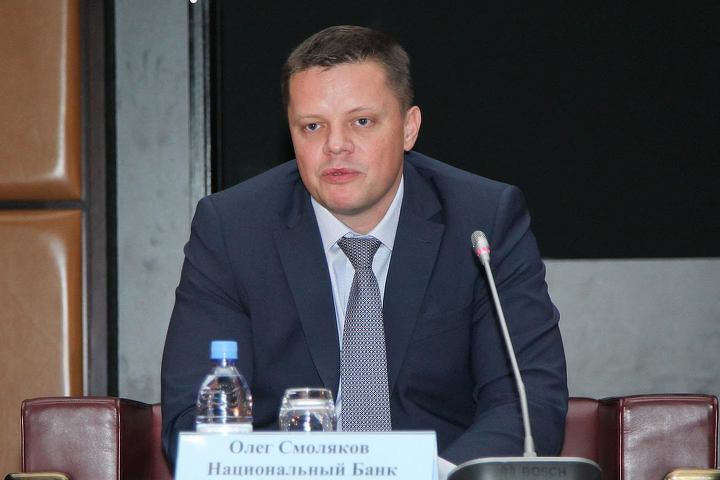 Олег Смоляков