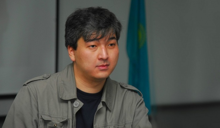 Данияр Ашимбаев
Данияр Ашимбаев