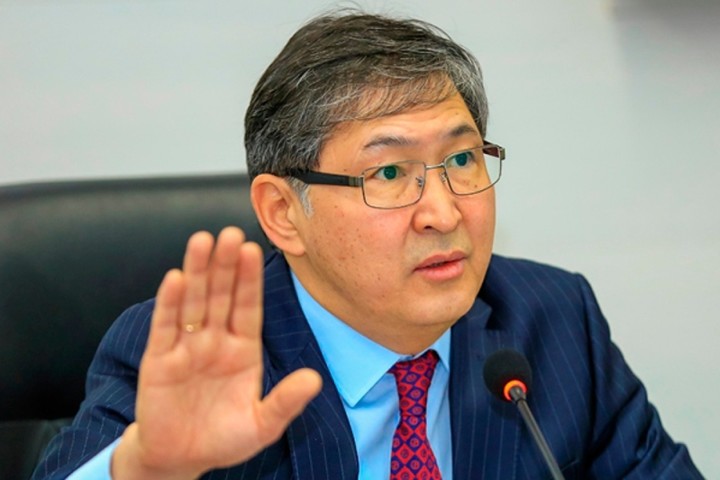Ерлан Сагадиев, министр образования и науки РК