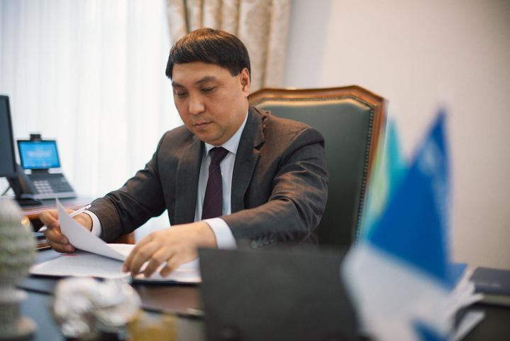 Сакен Сарсенов Сакен Сарсенов
