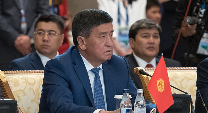 Сооронбай Жээнбеков — президент Кыргызстана Сооронбай Жээнбеков — президент Кыргызстана