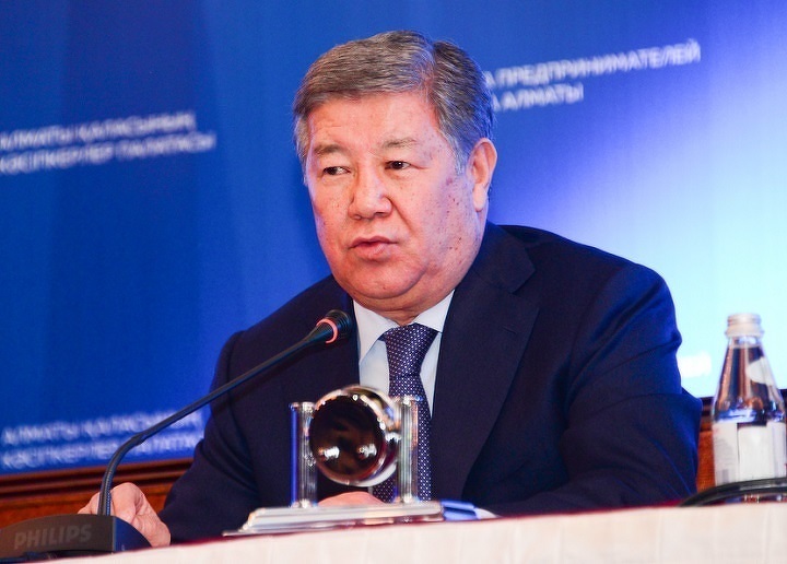Ахметжан Есимов.