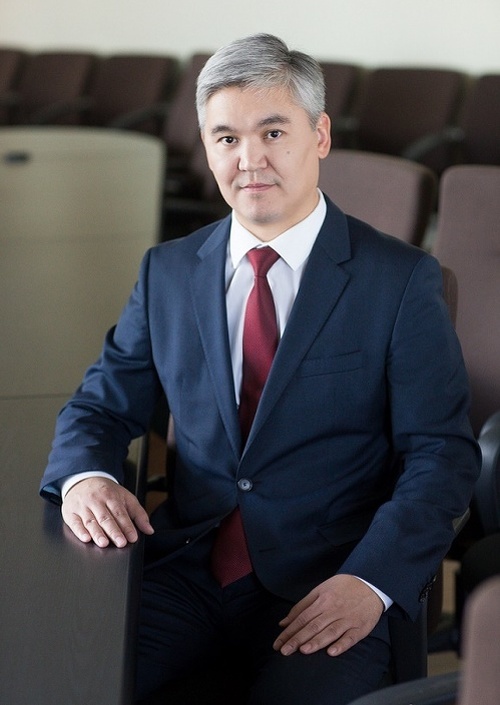 Есжан Биртанов Есжан Биртанов