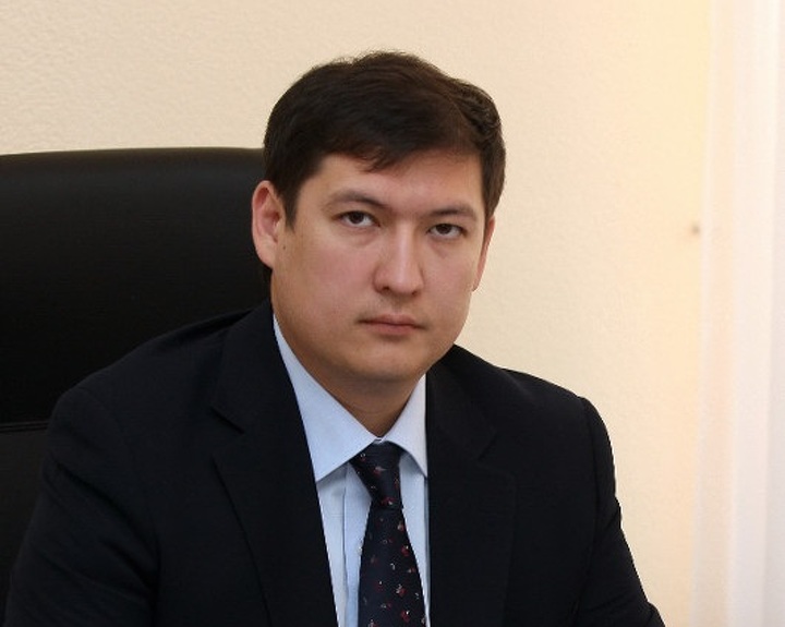 Абай Саркулов.