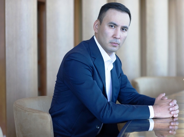 Айдарбек Ходжаназаров Айдарбек Ходжаназаров