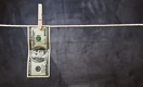 Американская валюта не хочет уступать тенге рубеж в 330 тенге/$1