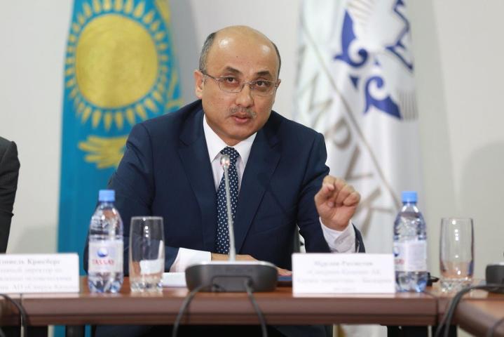 Нурлан Рахметов. Нурлан Рахметов.