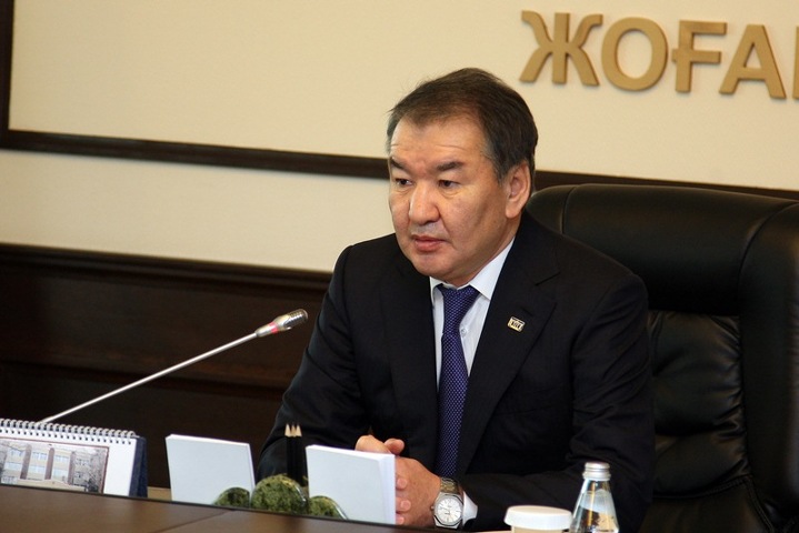 Кайрат Мами.
