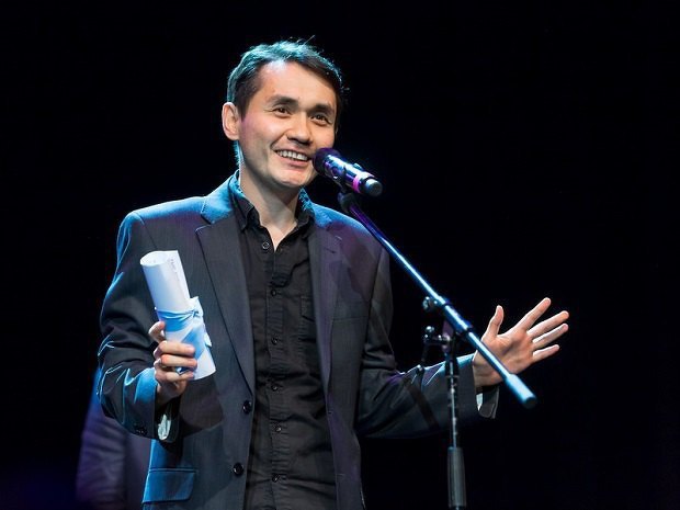 Адильхан Ержанов.