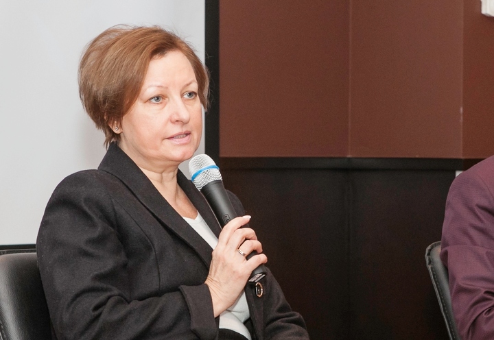 Елена Бахмутова. 