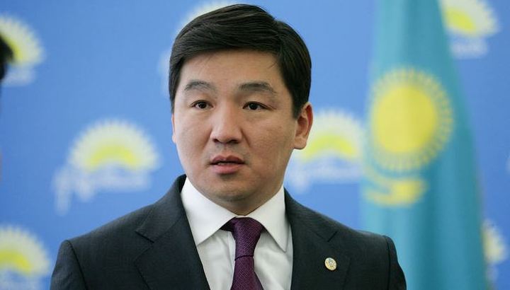 Бауыржан Байбек.