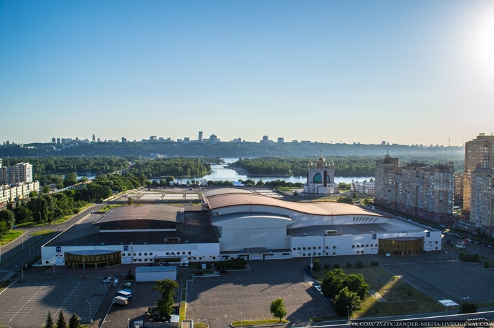 Международный выставочный центр.