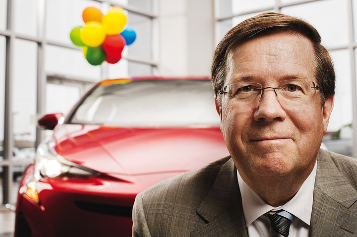 «Зеленый» король раз и навсегда: Джим Лентц, генеральный директор Toyota North America «Зеленый» король раз и навсегда: Джим Лентц, генеральный директор Toyota North America