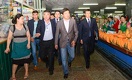 Пошёл аким по базару посмотреть кой-какого товару