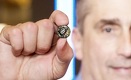 В Алматы презентовали компьютер размером с пуговицу