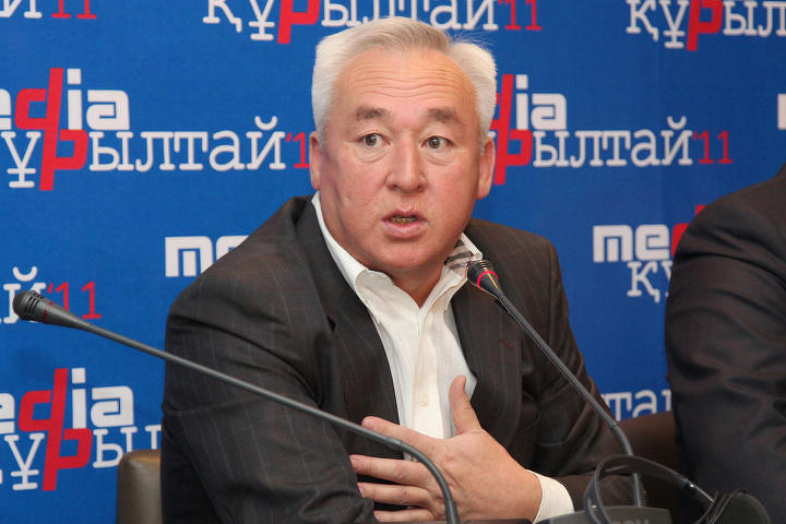 Сейтказы Матаев. Сейтказы Матаев.