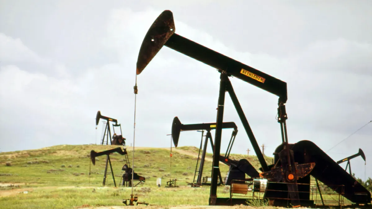 добыча нефти качалки