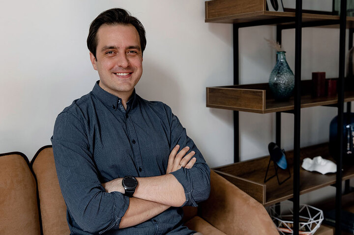 Дмитрий занял пост CEO с 1 мая 2023 года. Ранее он занимал позицию COO — операционного директора Дмитрий занял пост CEO с 1 мая 2023 года. Ранее он занимал позицию COO — операционного директора