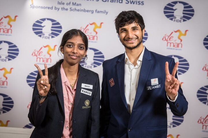 Индийский дуэт победителей «Большой швейцарки» – Вайшали Рамешбабу и Видит Сантош Гуджрати