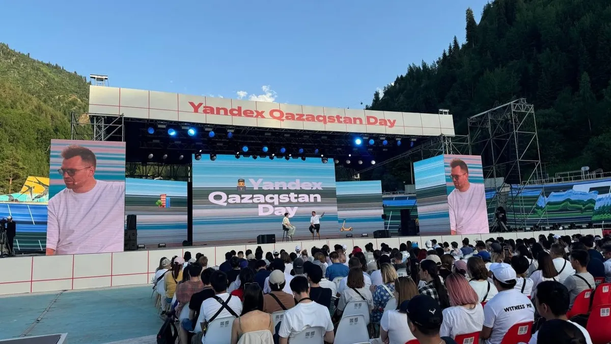 Глобальный CEO Яндекса Даниил Шулейко выступает на фестивале Yandex Qazaqstan Day Yandex Qazaqstan  Яндекс открывает офис в Казахстане  