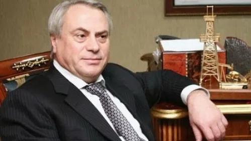 Анатол Стати