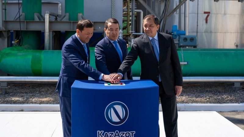 Мини порно видеодағы қыздар