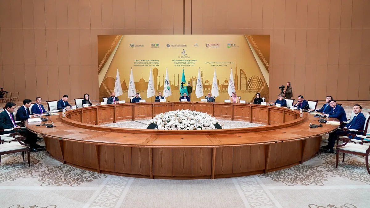 Круглый стол с Арабской координационной группой в Астане