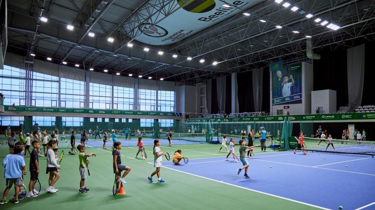 Мастер-классы с профессиональными тренерами по программе «Tennis for Life by Lexus»