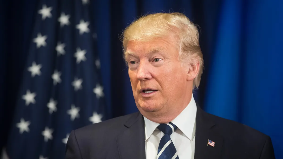 Дональд Трамп Дональд Трамп
