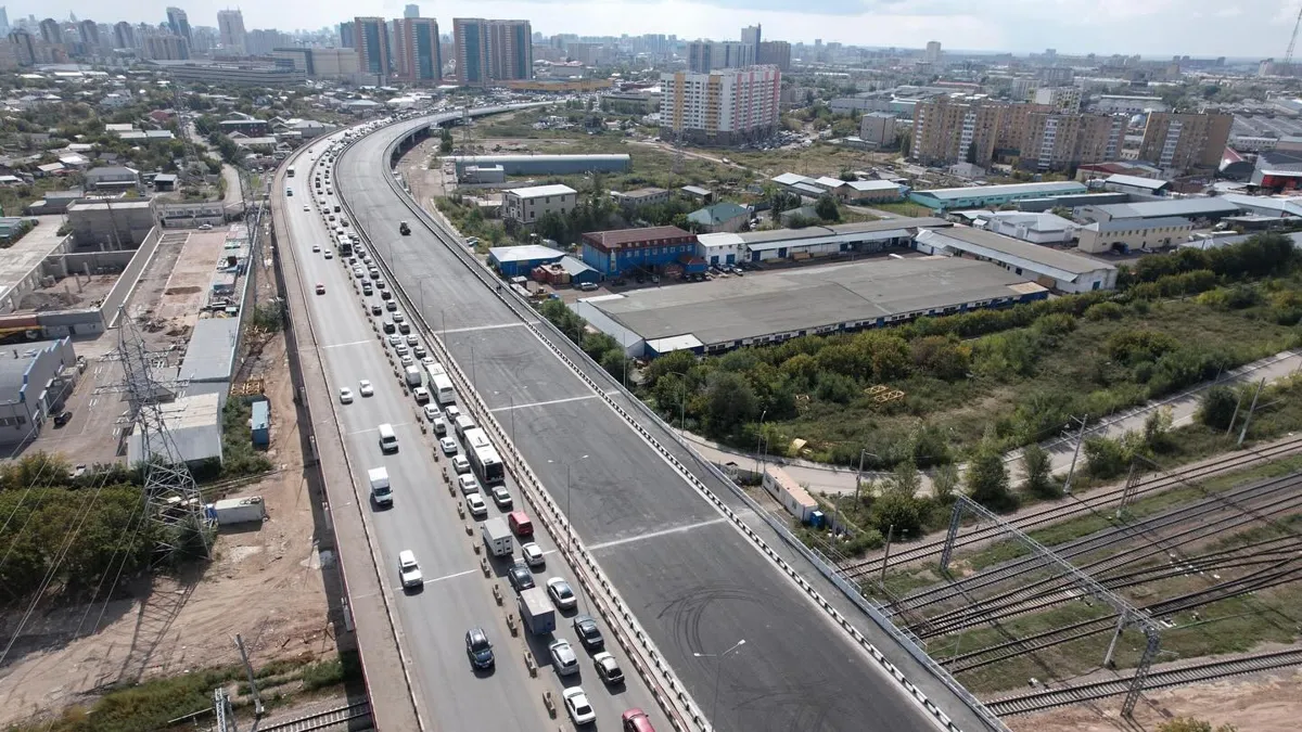 По статистике, в Алматы и Астане на одного жителя приходится более 30 кв. м жилья