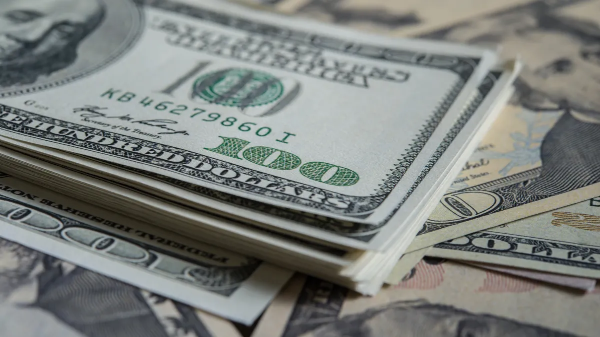 Halyk привлек синдицированный заём на $300 млн